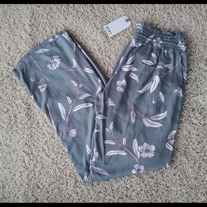 NWT Roxy Green Pink Floral Relaxed Soft Pant XL